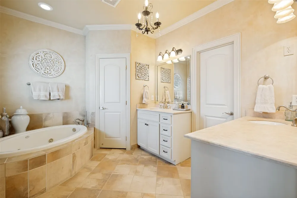 3907 Cole Avenue #3 Dallas, TX 75204