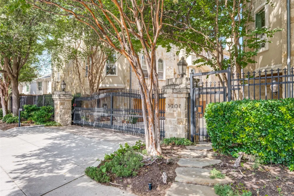 3907 Cole Avenue #3 Dallas, TX 75204