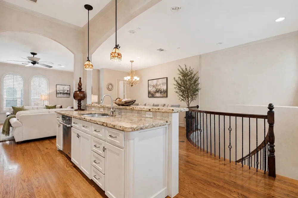 3907 Cole Avenue #3 Dallas, TX 75204