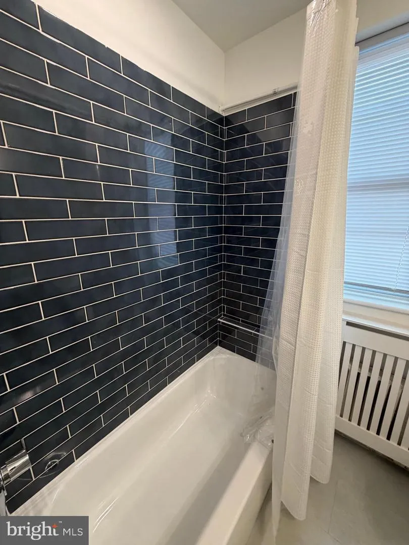 1620 LINDLEY AVENUE Philadelphia, PA 19141