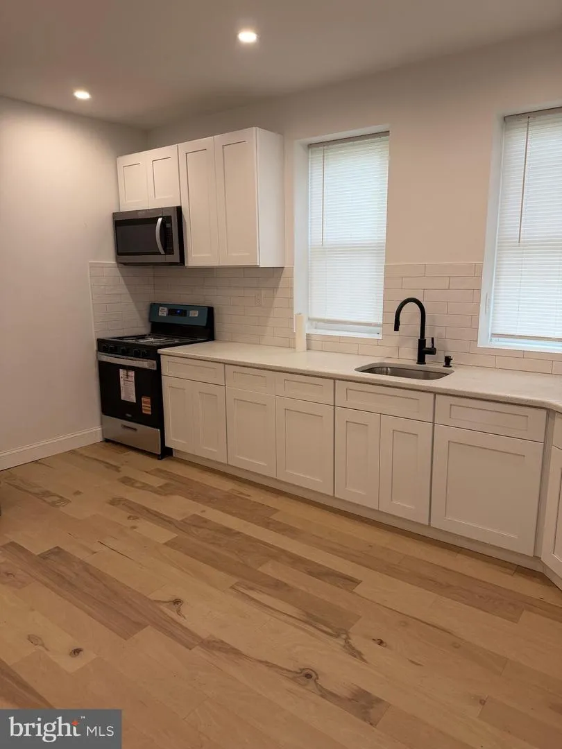 1620 LINDLEY AVENUE Philadelphia, PA 19141