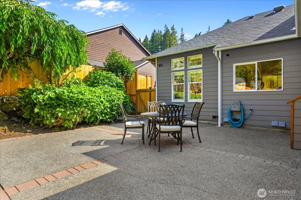 13225 59th Avenue W Edmonds, WA 98026