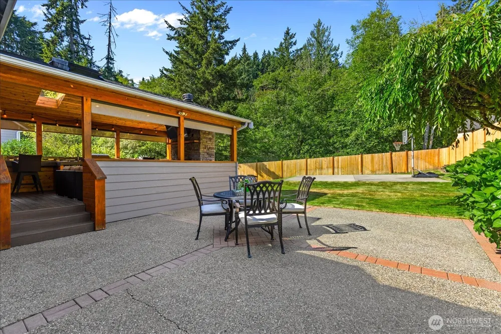 13225 59th Avenue W Edmonds, WA 98026