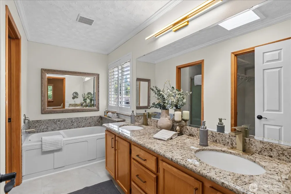 13225 59th Avenue W Edmonds, WA 98026
