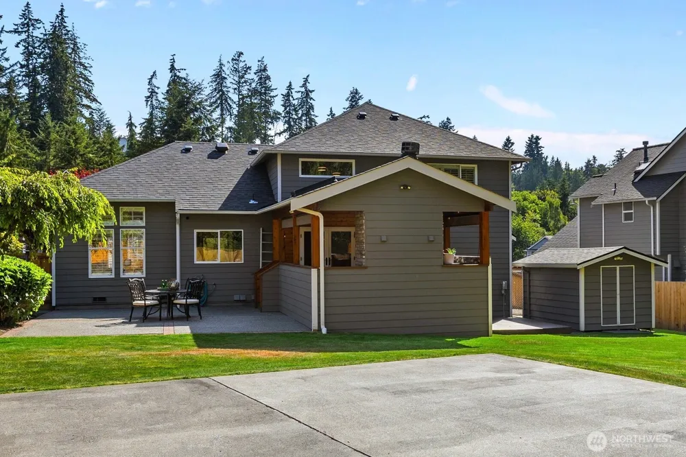 13225 59th Avenue W Edmonds, WA 98026