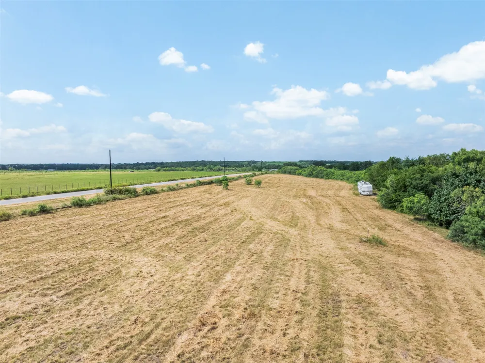 6399 Taylorsville Road Dale, TX 78616