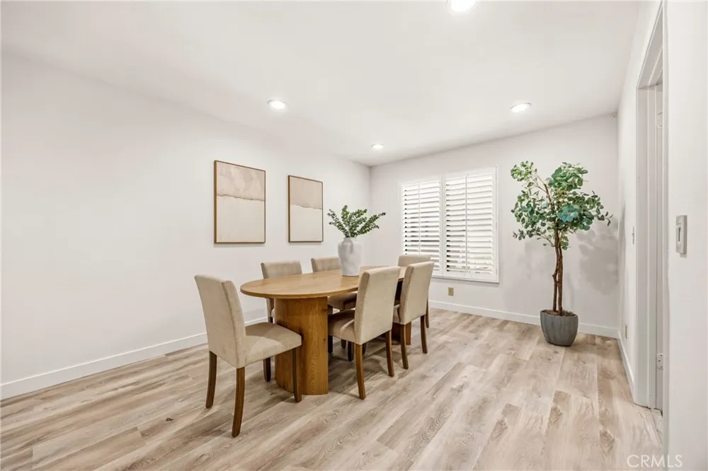 1931 E Huntington Dr #F Duarte, CA 91010