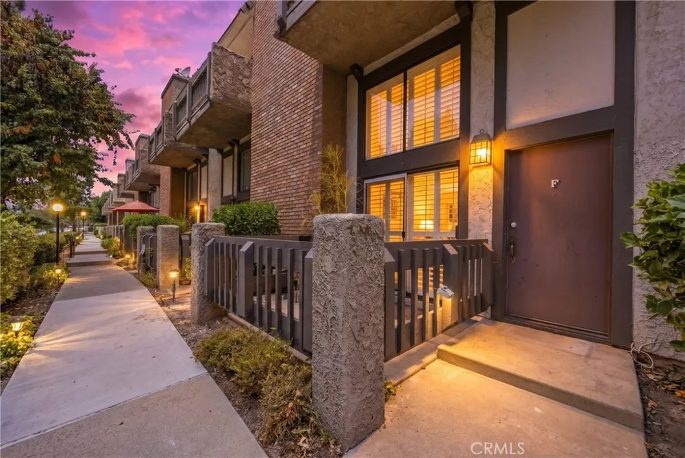 1931 E Huntington Dr #F Duarte, CA 91010
