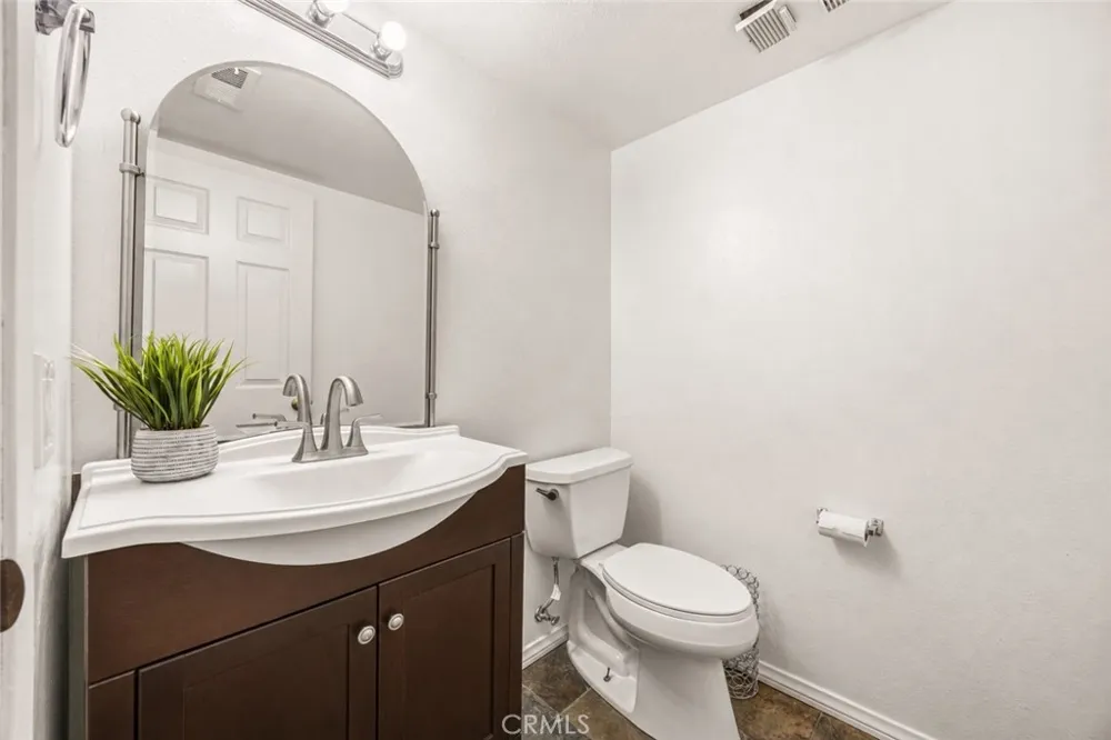 1931 E Huntington Dr #F Duarte, CA 91010