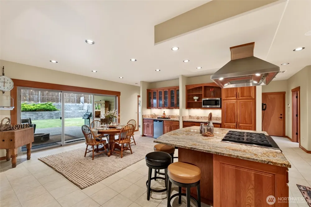 304 Antonie Avenue Eatonville, WA 98328