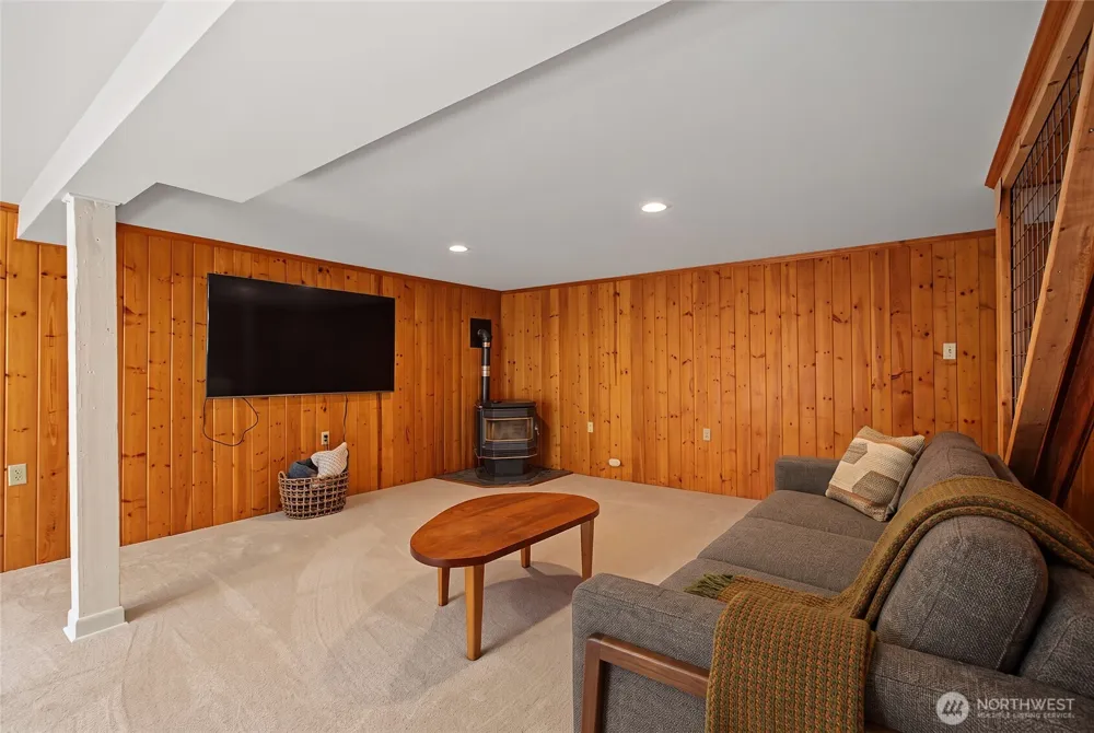 7007 Blaine Road Aberdeen, WA 98520