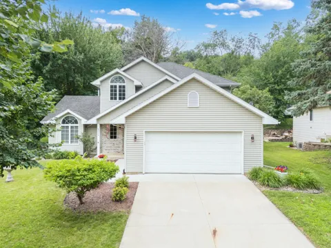 2014 Fox Valley Drive SW
