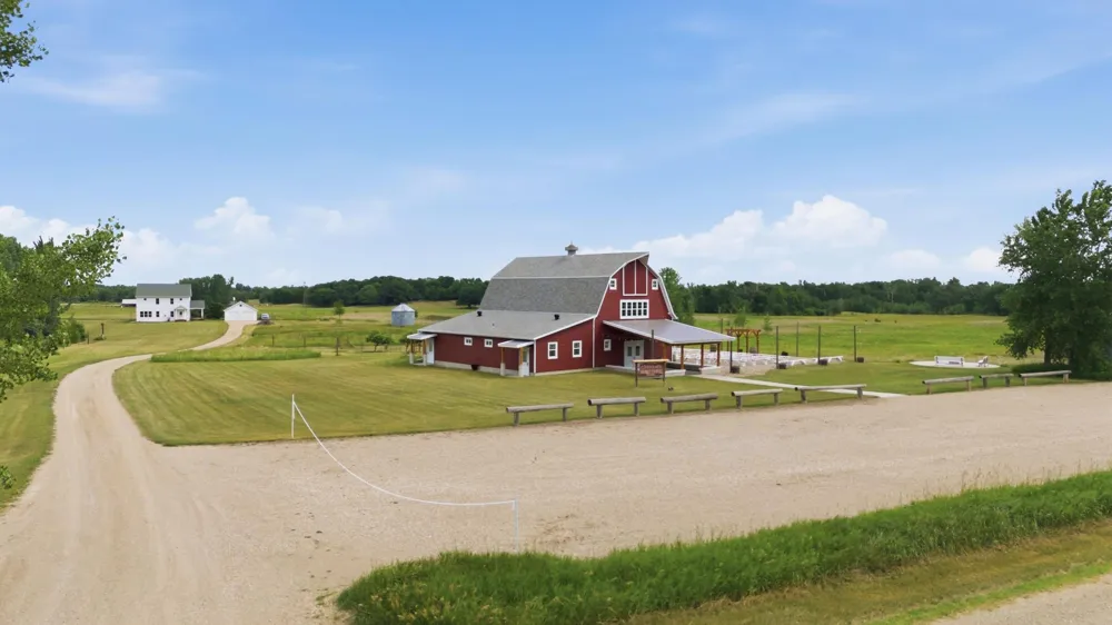16305 57th Street SE Kindred, ND 58051