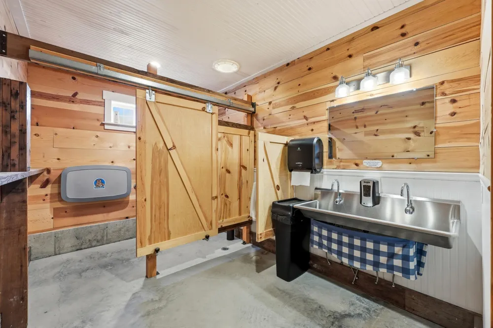 16305 57th Street SE Kindred, ND 58051