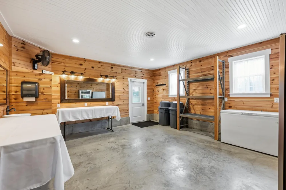 16305 57th Street SE Kindred, ND 58051