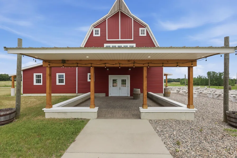 16305 57th Street SE Kindred, ND 58051