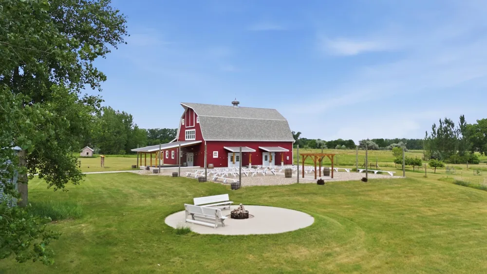 16305 57th Street SE Kindred, ND 58051