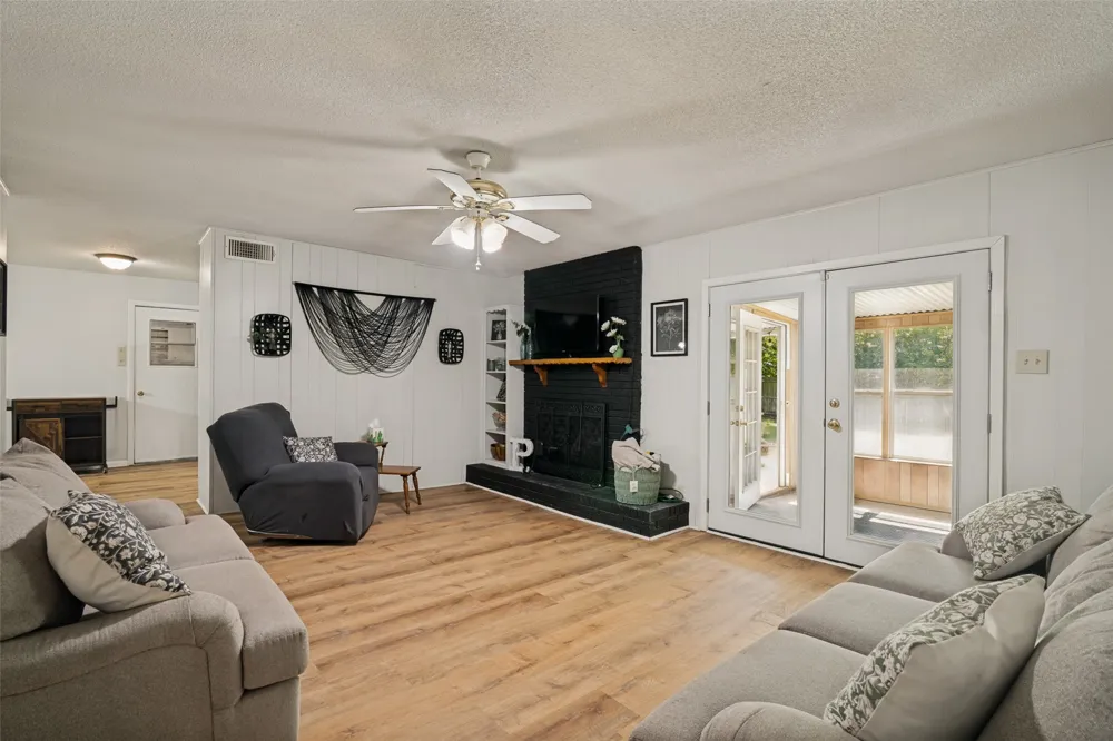 1107 Royal Drive Kaufman, TX 75142