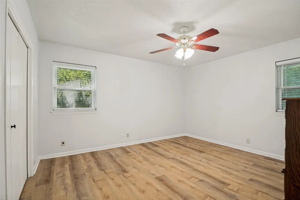1107 Royal Drive Kaufman, TX 75142