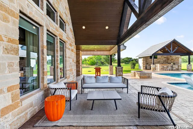 1980 County Road 361 La Vernia, TX 78121