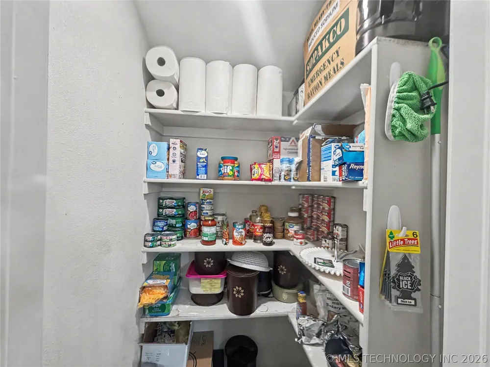 6368 Tsa La Gi Trail Proctor, OK 74457