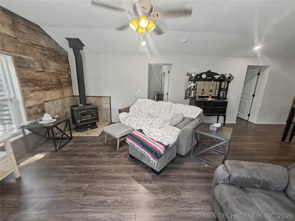6368 Tsa La Gi Trail Proctor, OK 74457