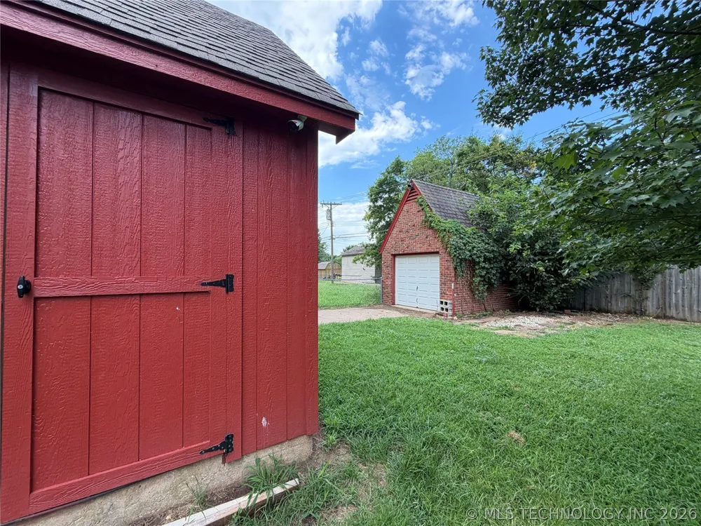 211 S Price Avenue Hominy, OK 74035