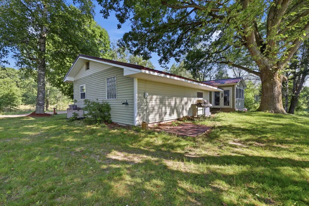4050 Johnson Road Pine Township, MI 49322