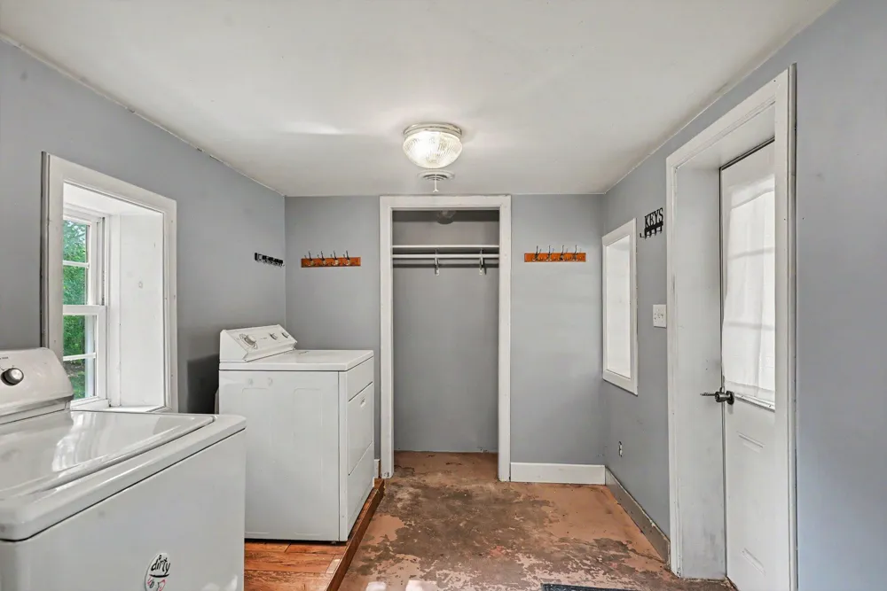 7263 Baseline Road Casco Township, MI 49090