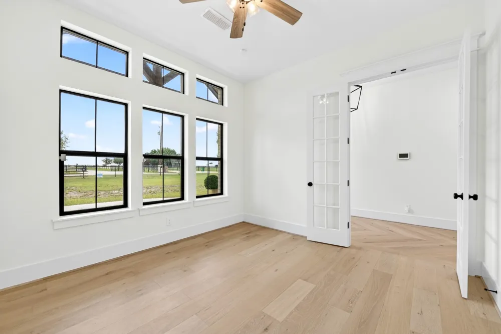 10373 Bobbie Lane Pilot Point, TX 76258
