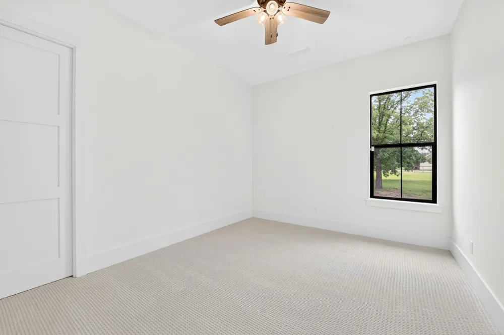 10373 Bobbie Lane Pilot Point, TX 76258