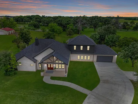 10373 Bobbie Lane