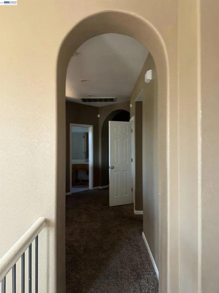 1016 Cypress Run Dr Stockton, CA 95209