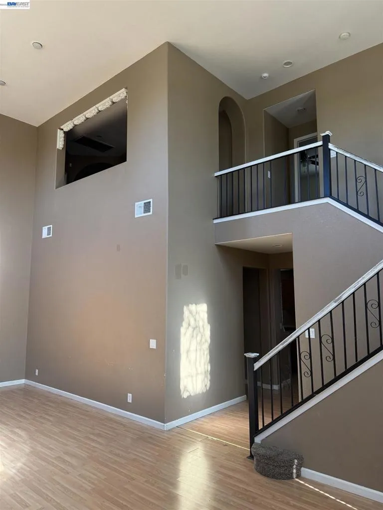 1016 Cypress Run Dr Stockton, CA 95209