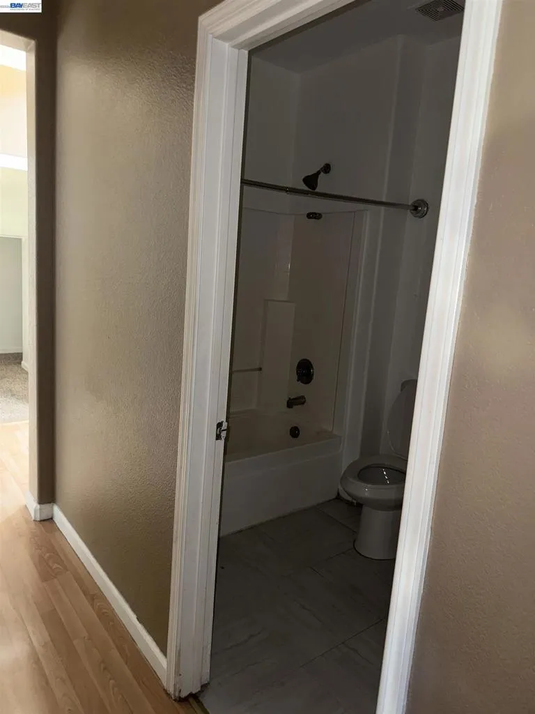 1016 Cypress Run Dr Stockton, CA 95209