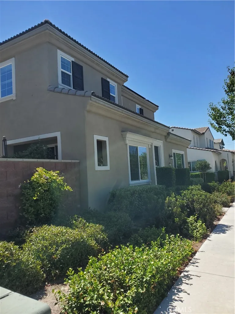 16035 Osprey Chino, CA 91708