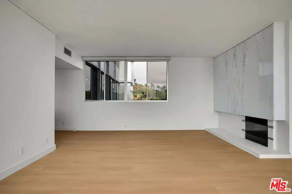 17352 W Sunset Boulevard #606 Pacific Palisades, CA 90272