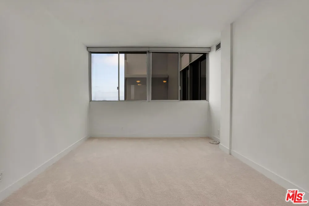 17352 W Sunset Boulevard #606 Pacific Palisades, CA 90272