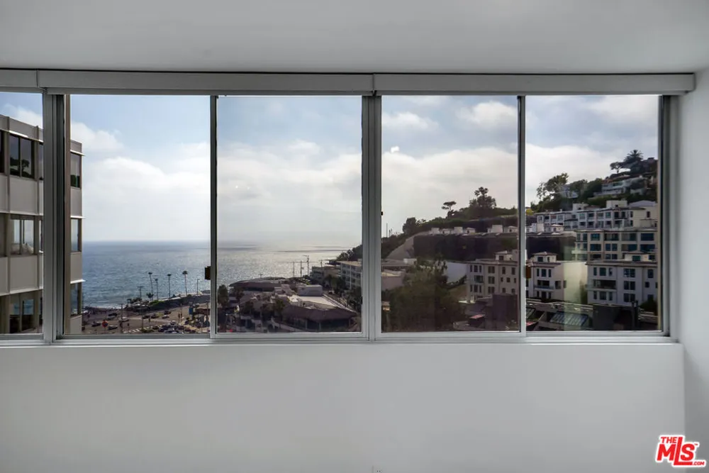 17352 W Sunset Boulevard #606 Pacific Palisades, CA 90272