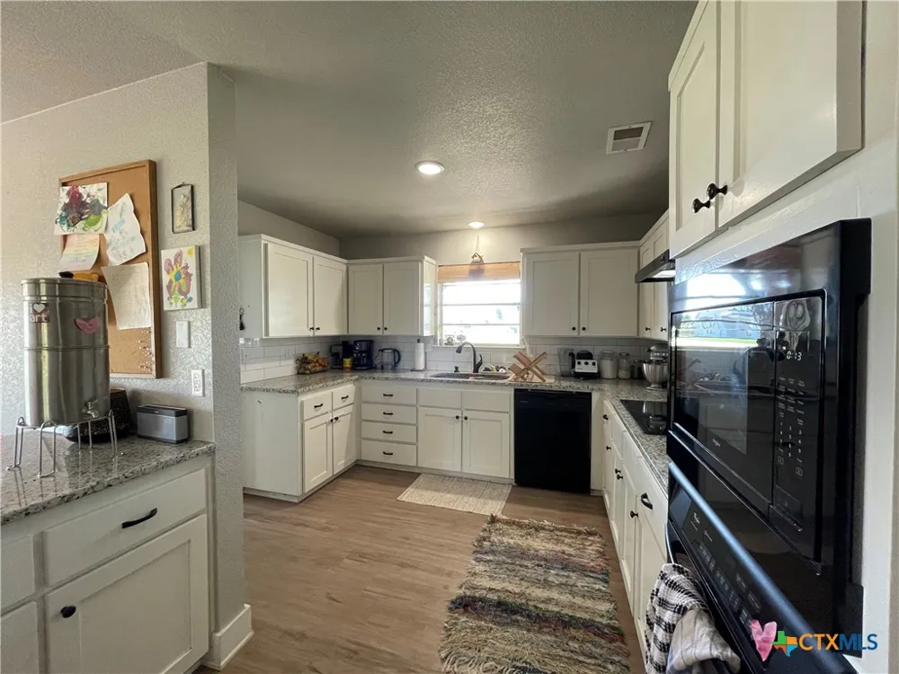 6315 Beau Allen Court Salado, TX 76571
