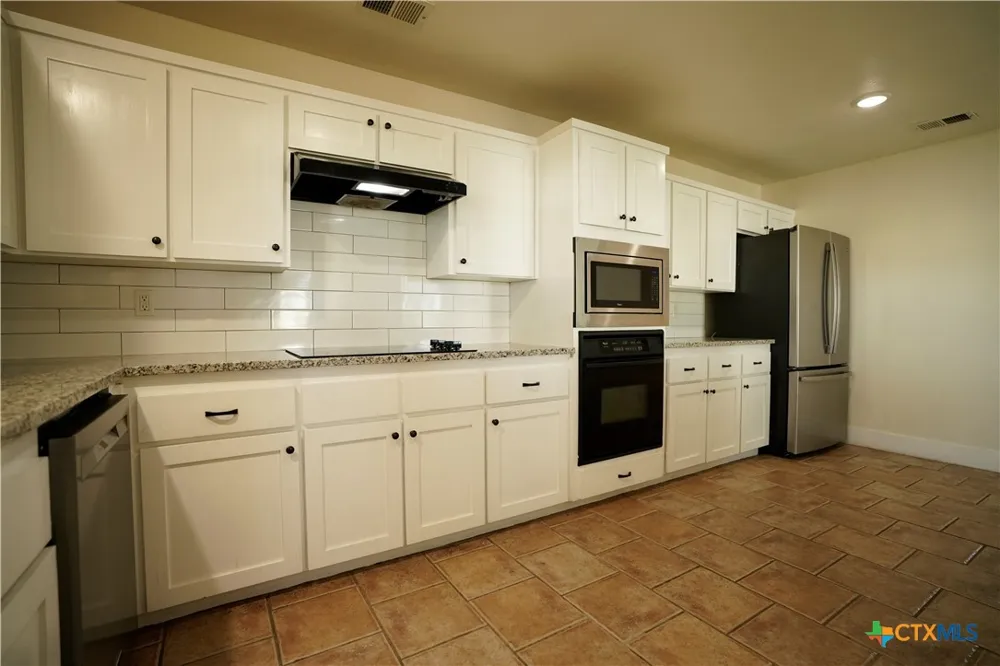 6315 Beau Allen Court Salado, TX 76571