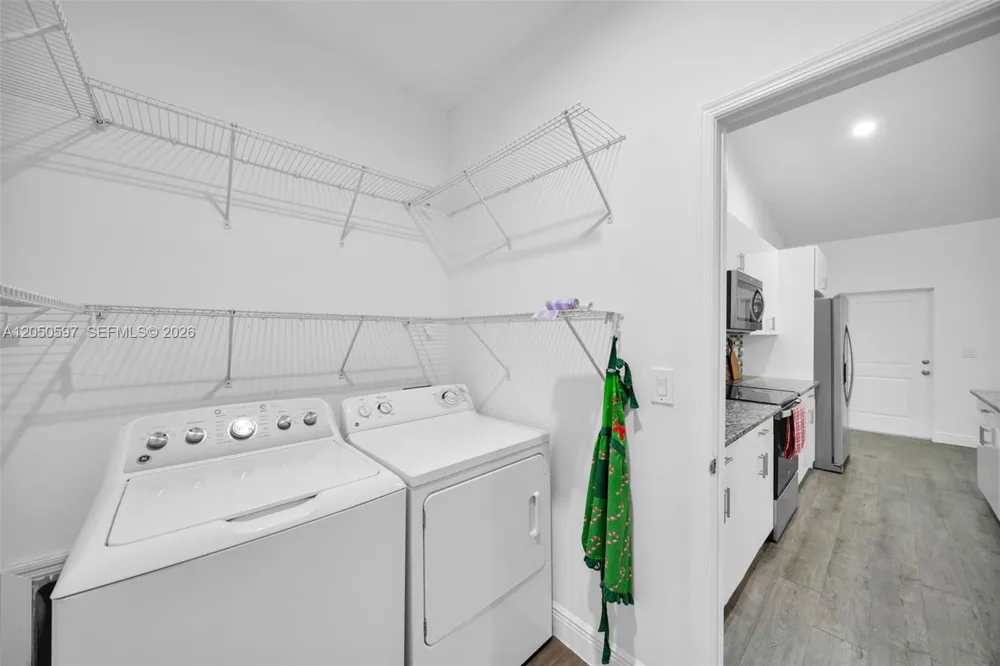 1109 HILTON CIR La Belle, FL 33935