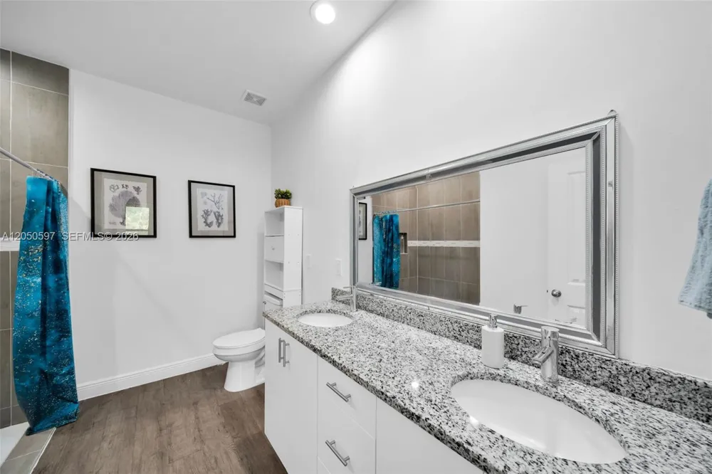 1109 HILTON CIR La Belle, FL 33935