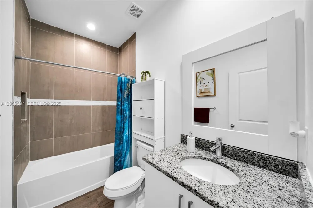 1109 HILTON CIR La Belle, FL 33935
