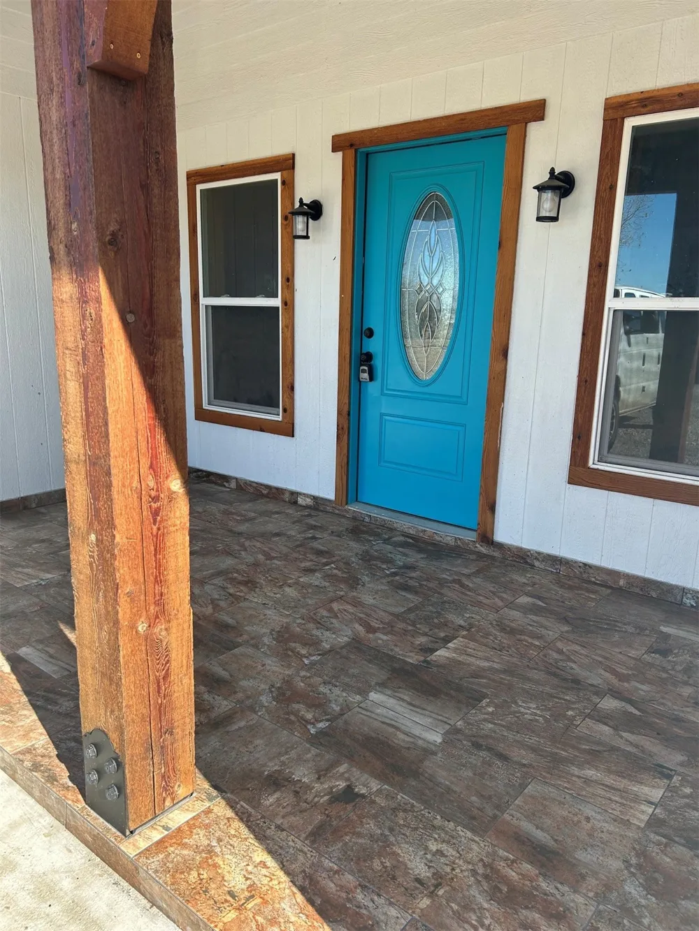 2200 166th Road Mounds, OK 74047
