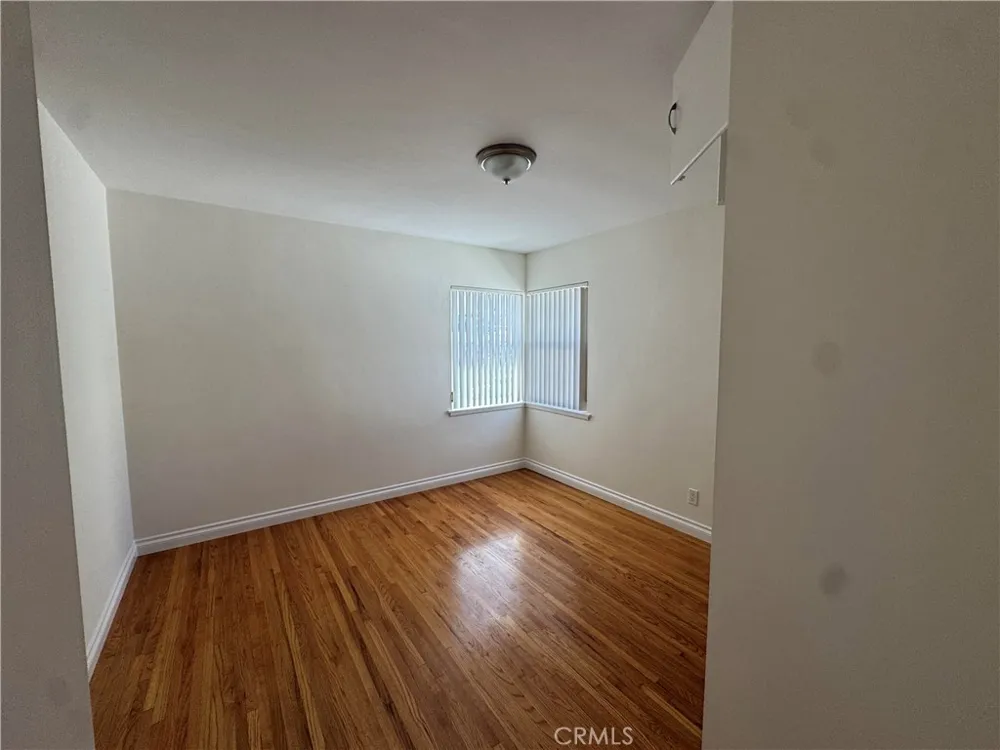 1138 Western Avenue #D Glendale, CA 91201