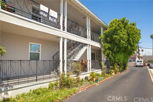 1138 Western Avenue #D Glendale, CA 91201