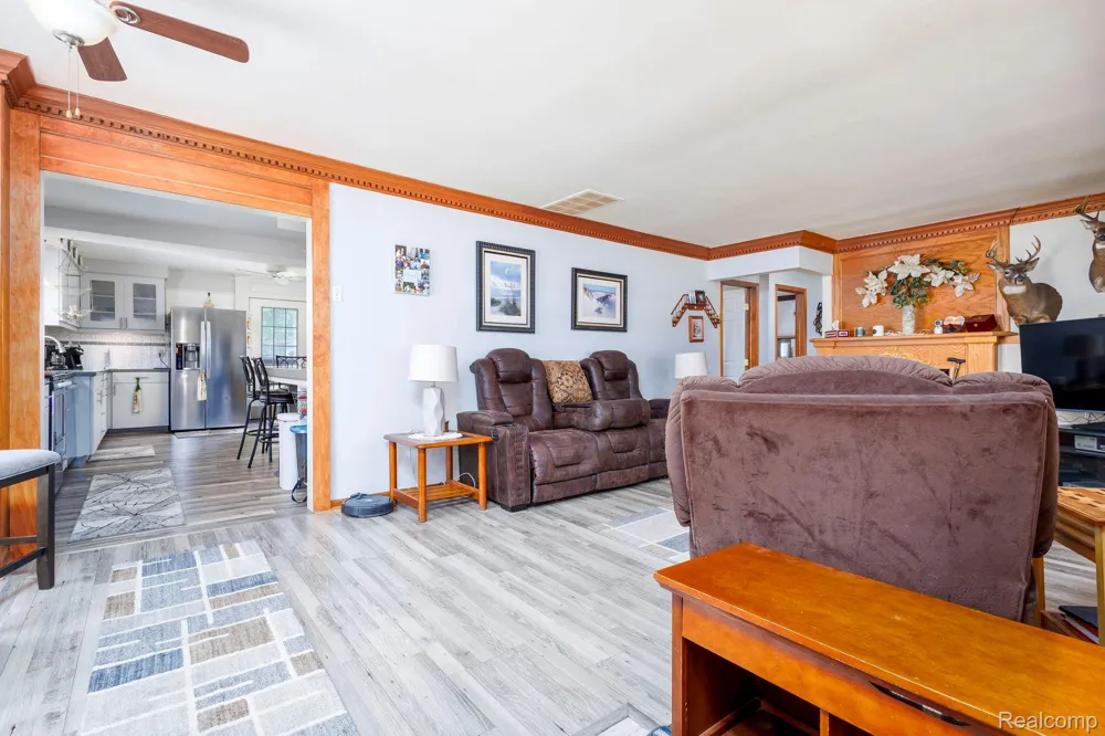 39076 Winkler Street Harrison Charter Township, MI 48045