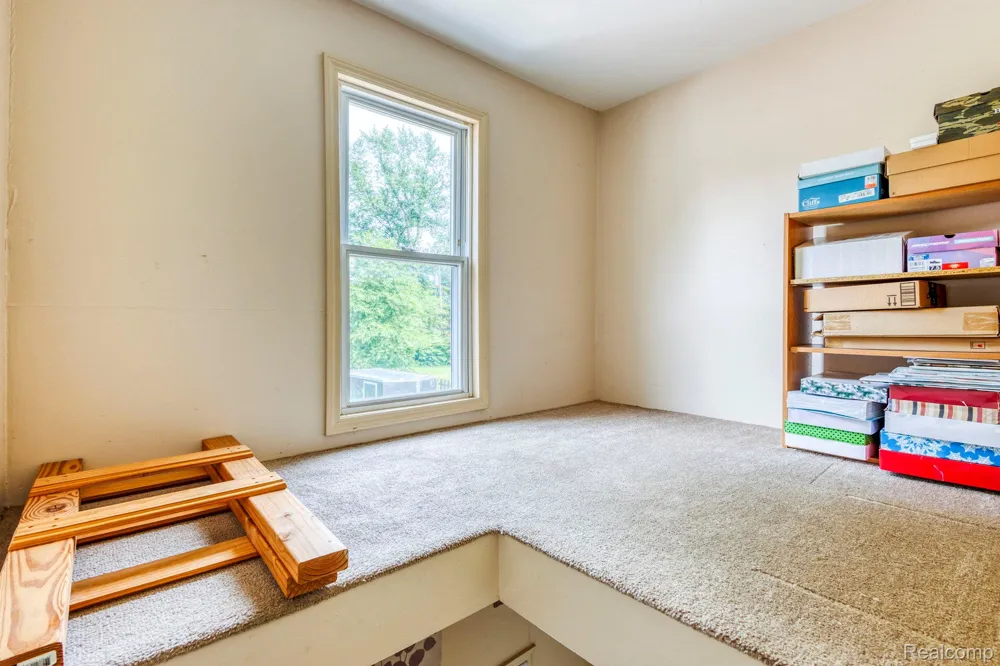 39076 Winkler Street Harrison Charter Township, MI 48045