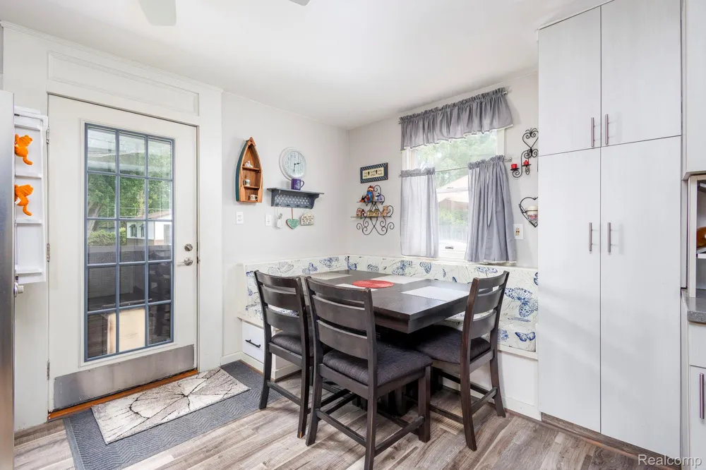 39076 Winkler Street Harrison Charter Township, MI 48045